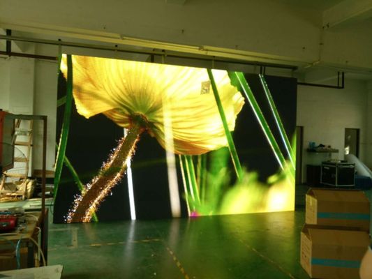 좋은 가격 높은 해소 단계 P3.91 3840HZ 500X500MM 상자  배경 LED 디스플레이 큰 화면 넓은 시야 각 온라인으로