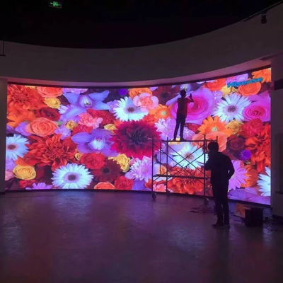 64*32 모듈 해상도 편리한 후방 서비스 유지보수 옵션으로 안정 Led 미디어 벽