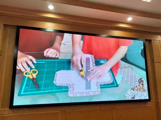 실내 풀 컬러 LED 디스플레이, 4mm 픽셀 구성과 고해상도를 위해 평방 미터 당 62500 픽셀